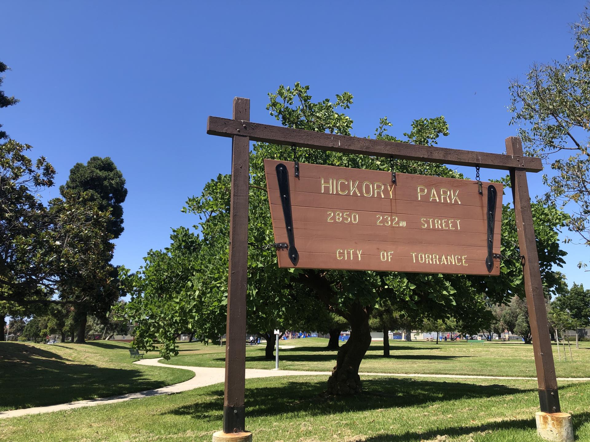 Hickory Park Sign