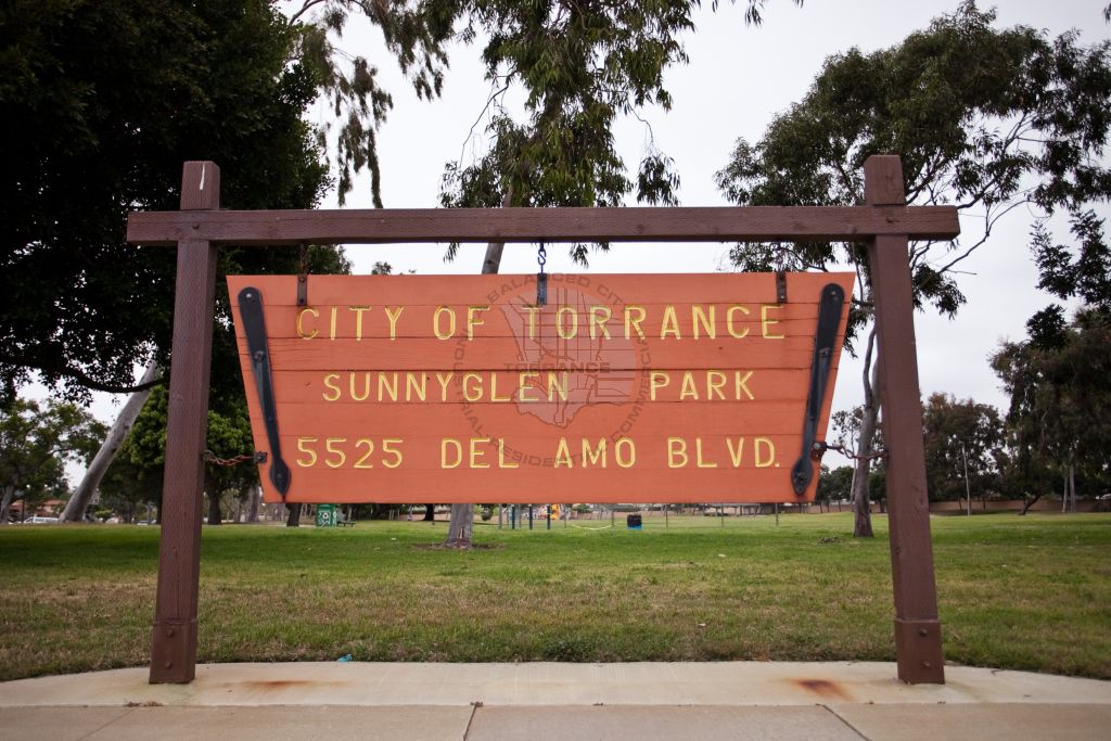 Sunnyglen Park Sign